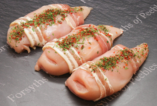 CHICKEN WITH SMOKED CHEESE AND BACON - Serves 2 (420g)