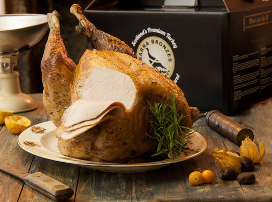 LUXURY CHRISTMAS BOX -  6 kg BARRA BRONZES Free Range Bronze TURKEY